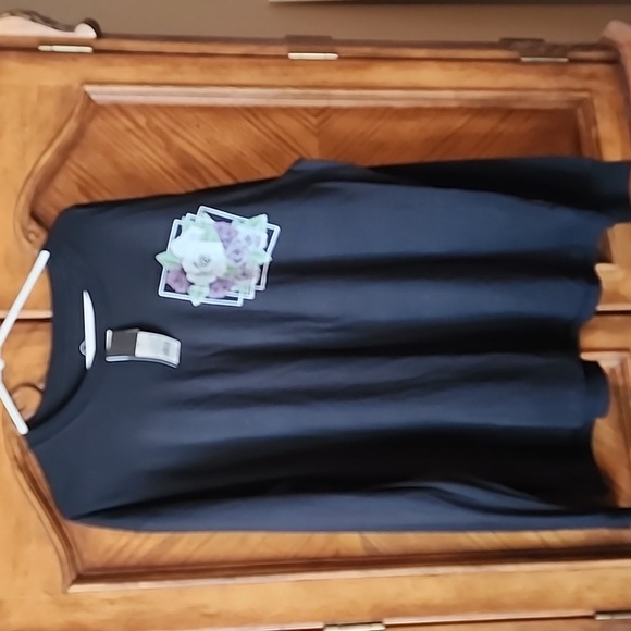 NWT Men's Long Sleeve Tshirt Black Rose XL - Picture 2 of 8